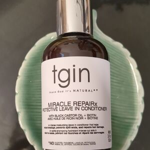 Protective Leave In Conditioner